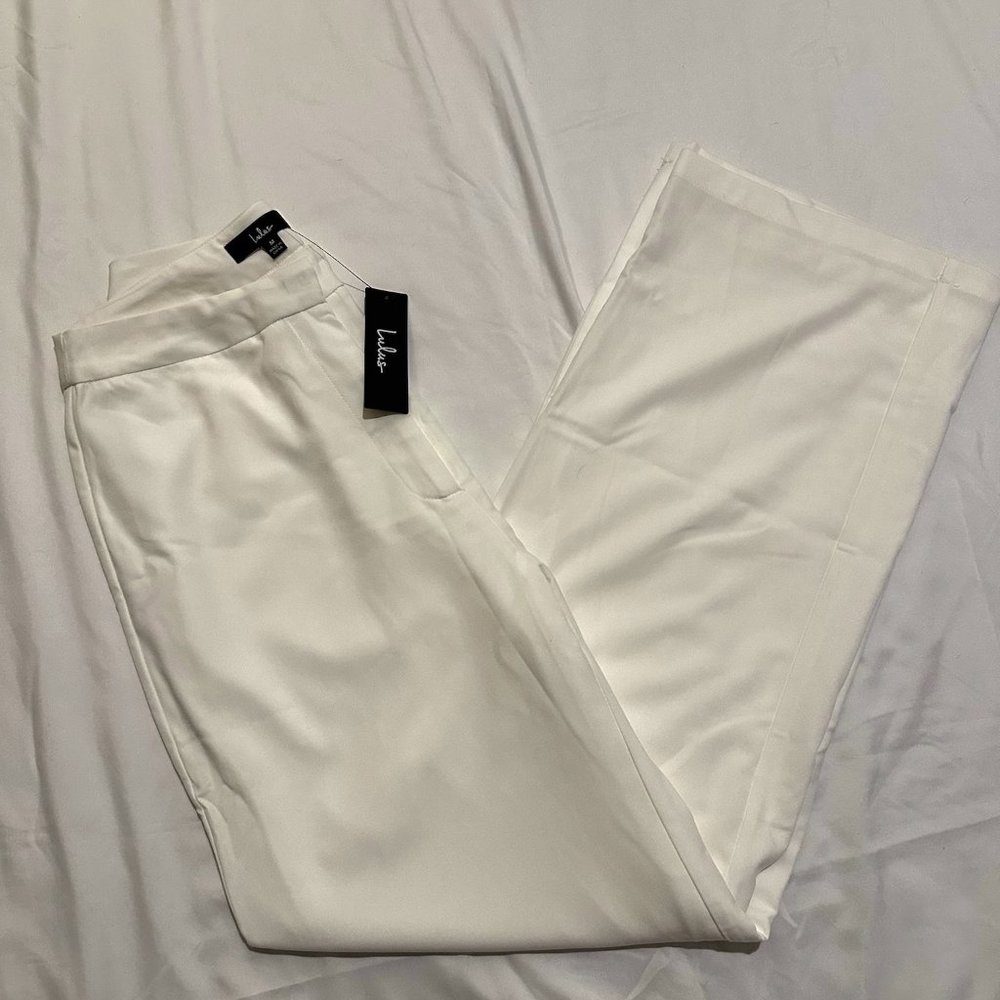 Lulu’s White Trousers | Size M **((NEW WITH TAGS!))**